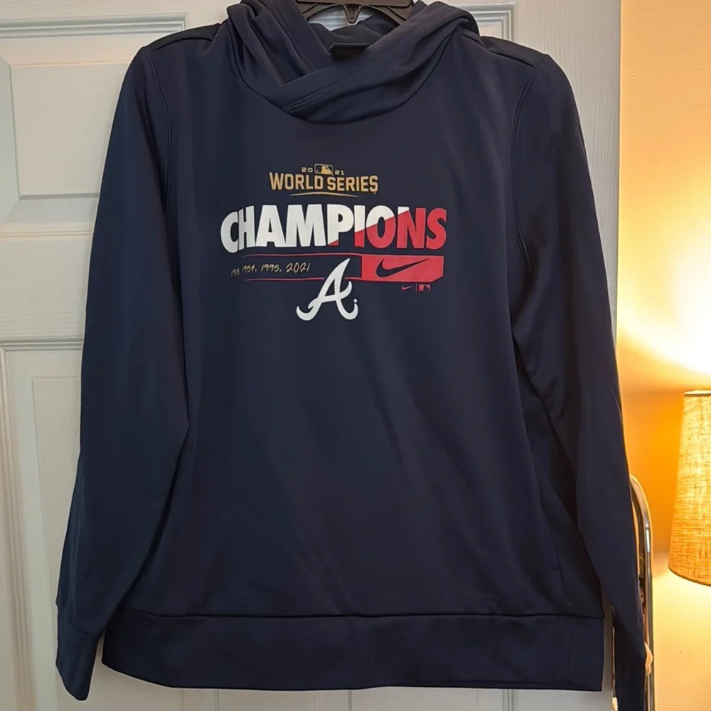 Women’s Nike Atlanta Braves World Series Champions Hoodie